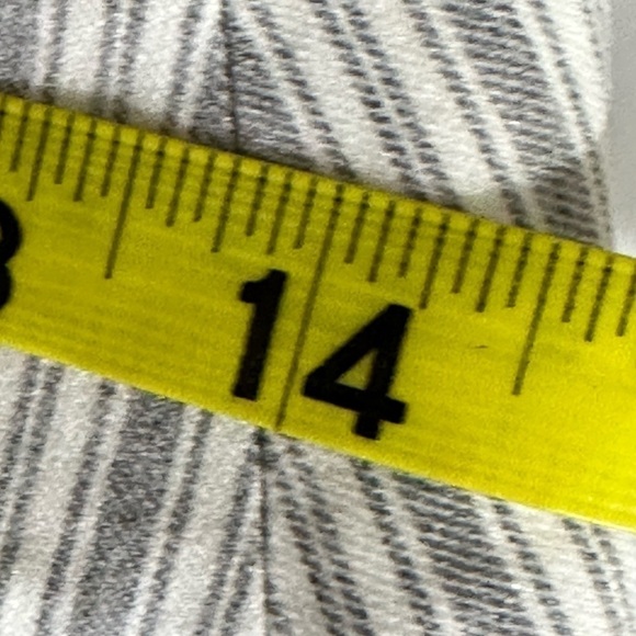 Ophelia Roe. Sz sm pant pull on stretchy  A lightweight stripe fabric. - Picture 4 of 14